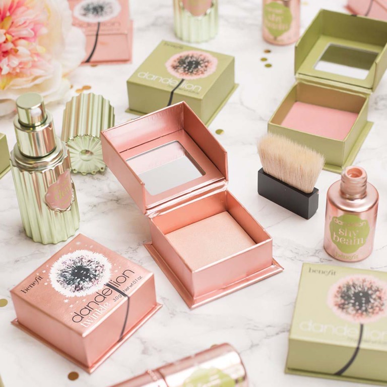Iluminador em Po Benefit Dandelion Twinkle