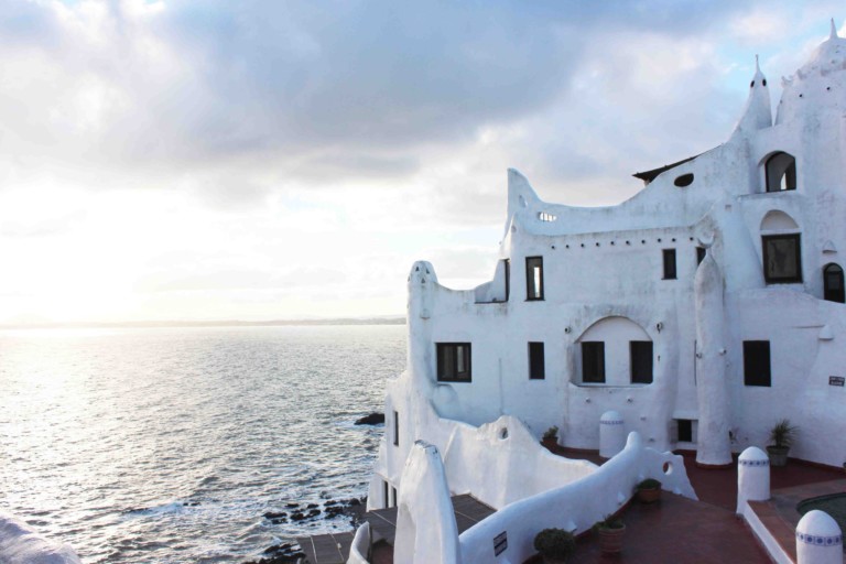 Pontos Turisticos Uruguai - Blog Viagem Uruguai - Casapueblo Punta Ballena