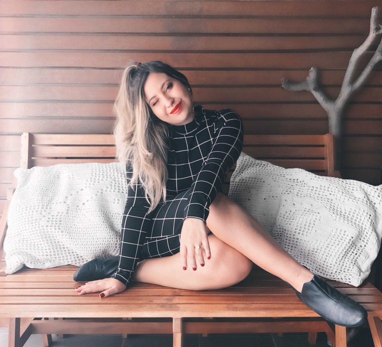 Look da Mai: Conjuntinho de top + saia midi xadrez