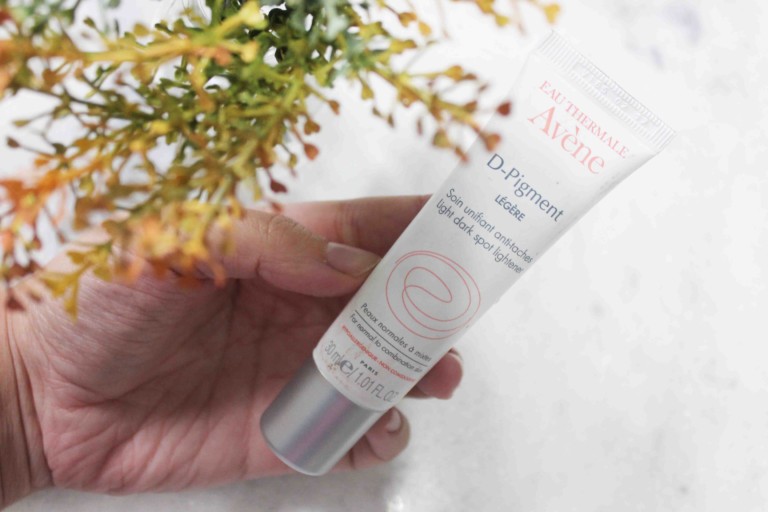 Resenha Avène D Pigment Clareador de Manchas Facial